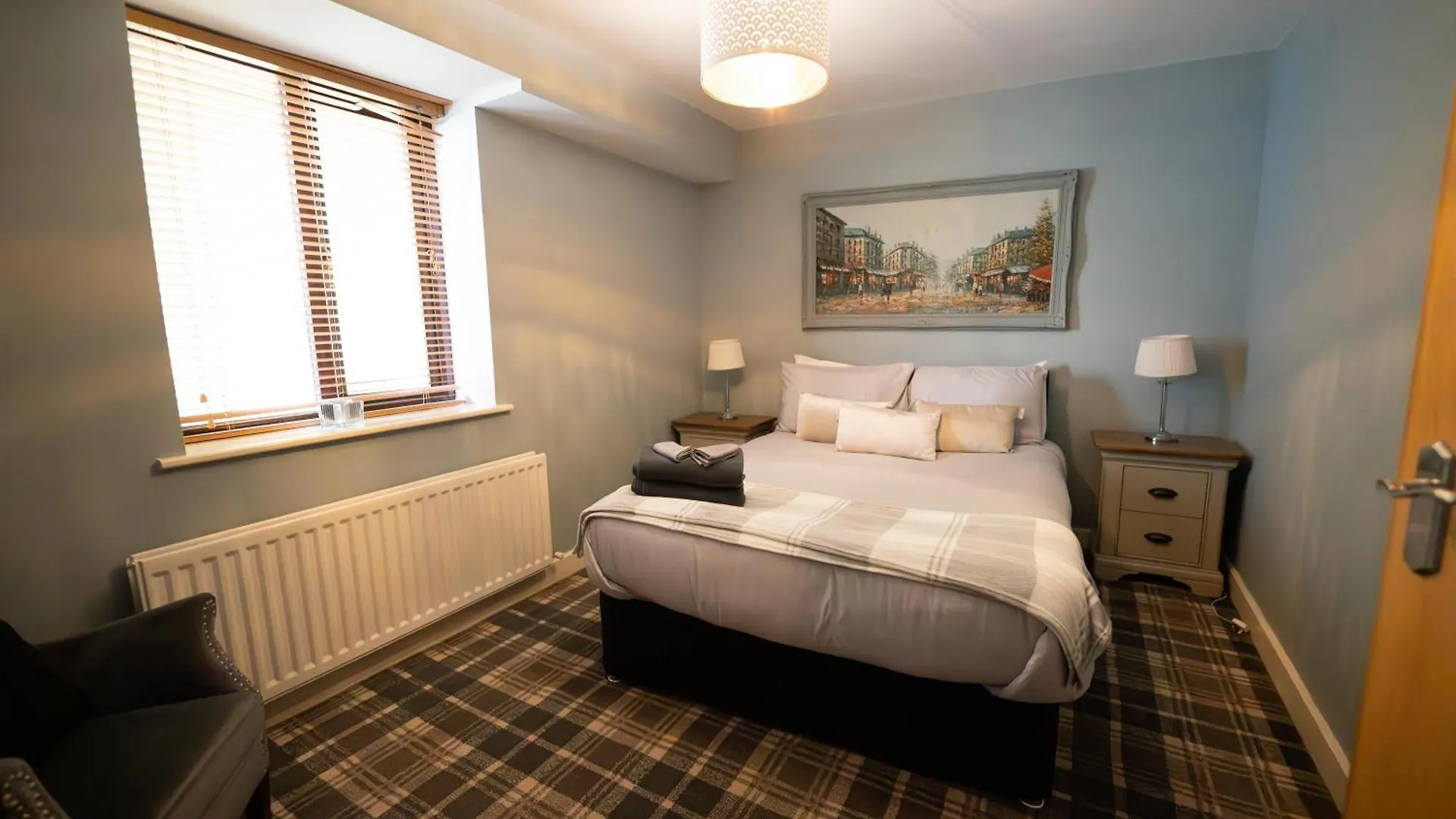 City Hall Penthouse Duplex - Incredible Views & Sleeps 8 & Balcony & Very Modern And Spacious Belfast United Kingdom